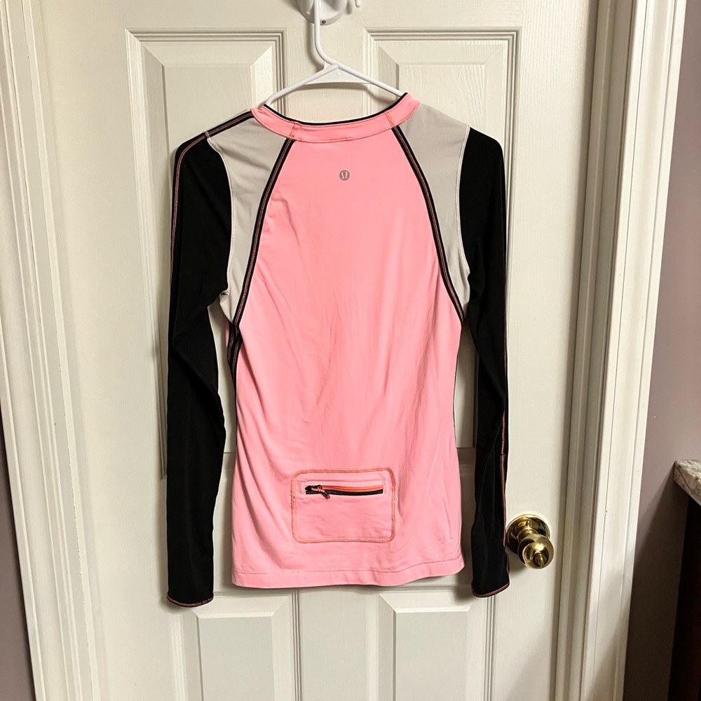 Lululemon | Women's Pink (coral) and Black Long Sleeve Top - Picture 6 of 8